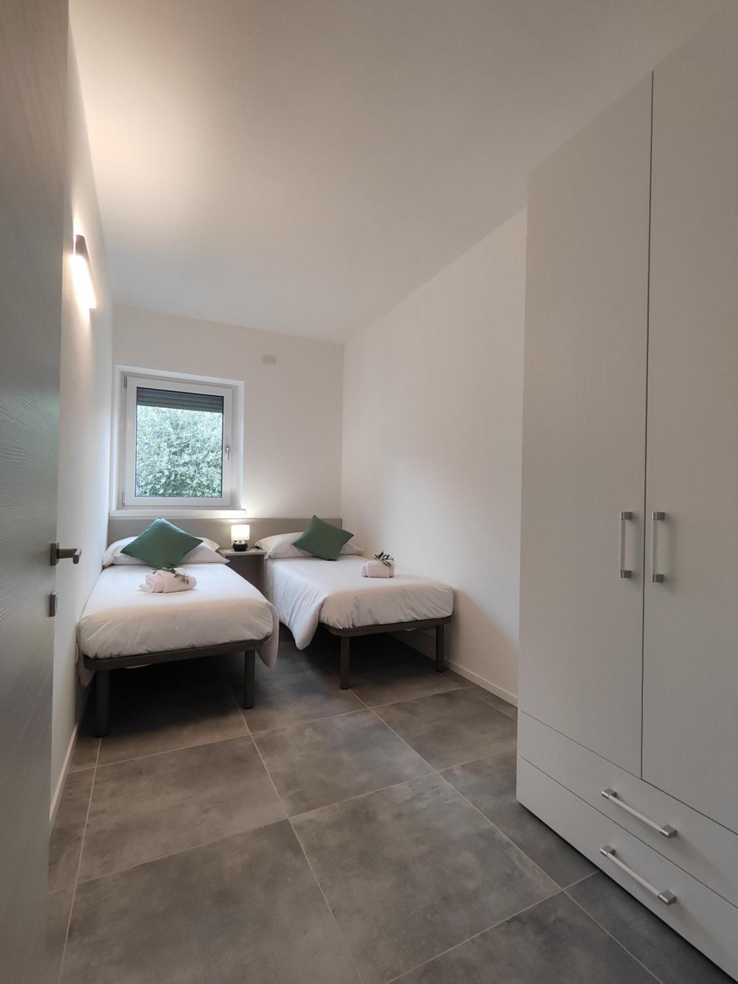 Oasi Degli Ulivi Apartment Riva del Garda Exterior photo