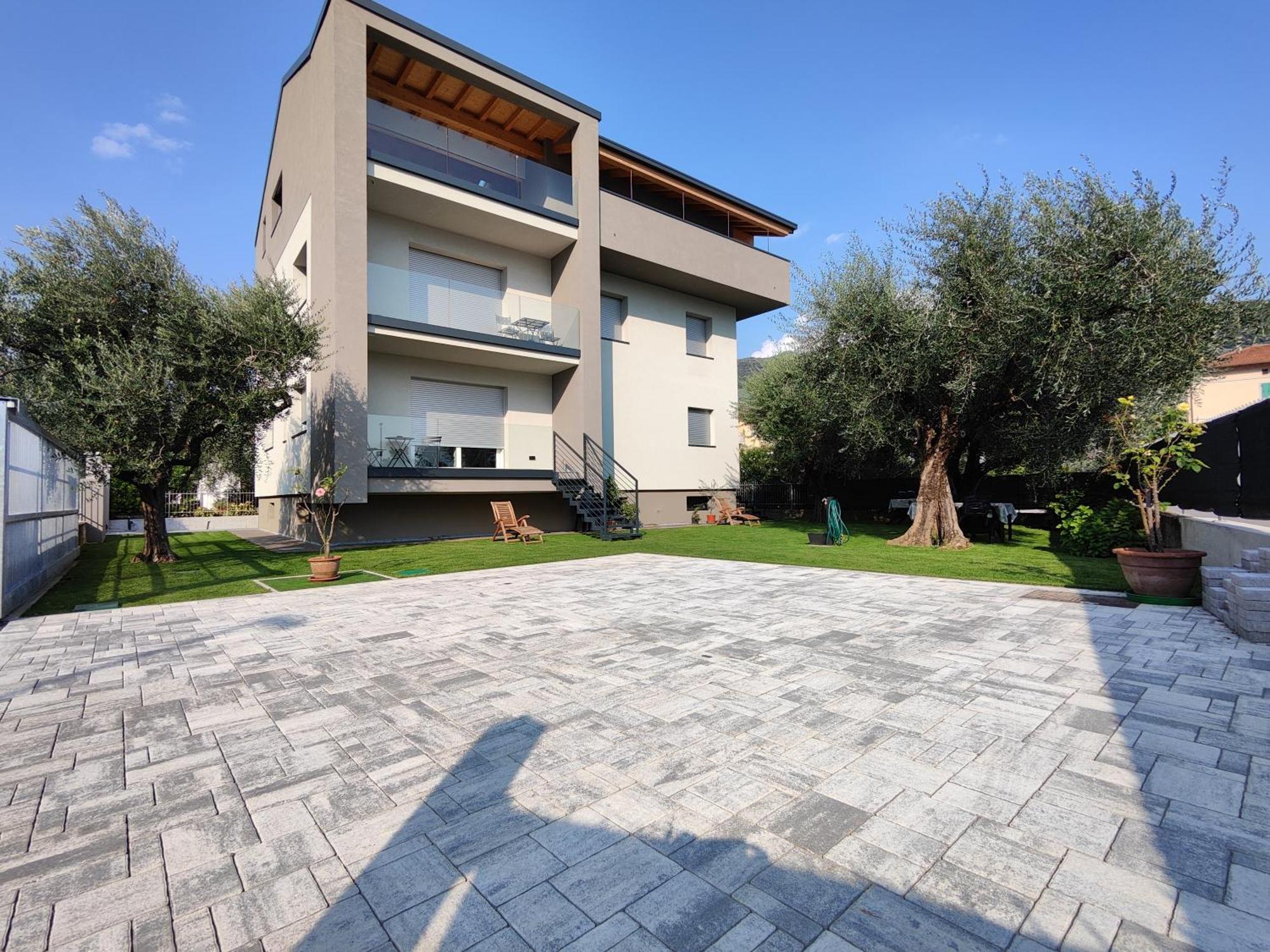 Oasi Degli Ulivi Apartment Riva del Garda Exterior photo
